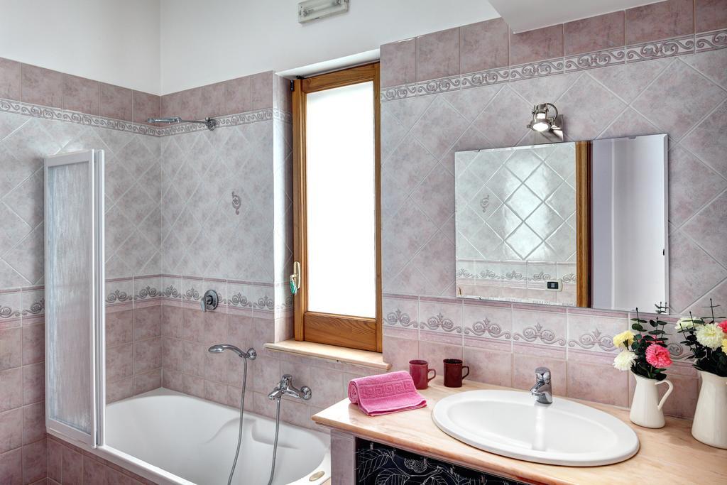 Caruso 3 By Villasandco Rentalsorrento Sorrento Quarto foto